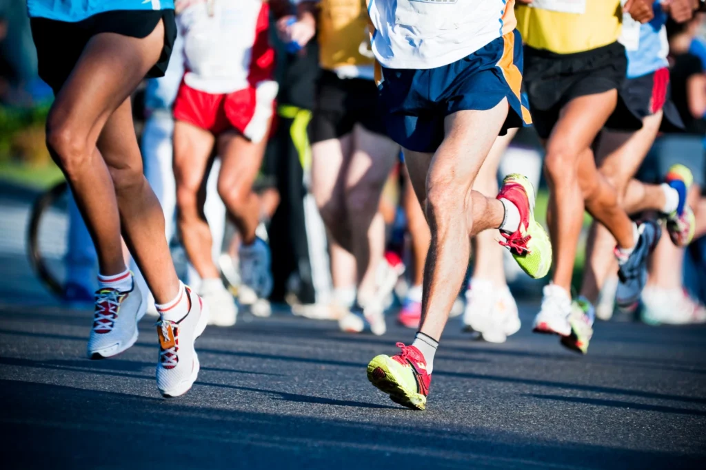 legs of marathon runners that looks like the manchester half marathon